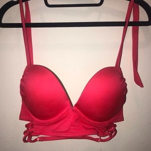 Victoria’s Secret bomb shell swim top